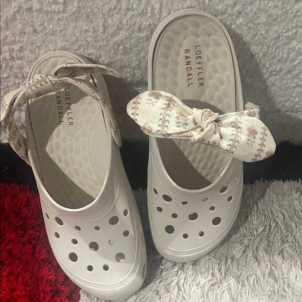 Loeffler Randall Cream Slip-On Clogs with Patterned Removable Bow